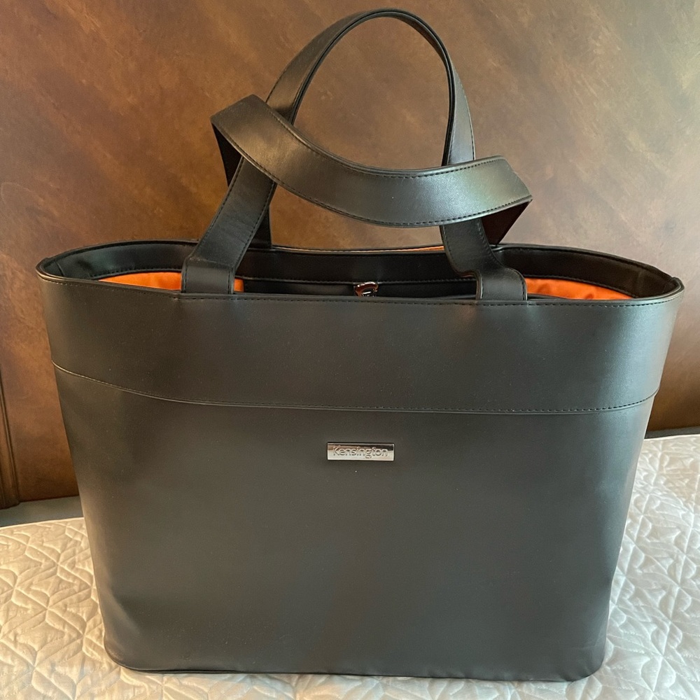Kensington 15.6 Laptop Bag Tote
